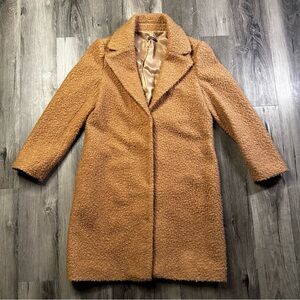 J. McLaughlin Lark Coat Size Medium Teddy Bear Boucle Camel Tan Stadium chic